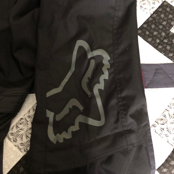 FOX Switch dirt bike pants, black in colour - Picture 3 of 12